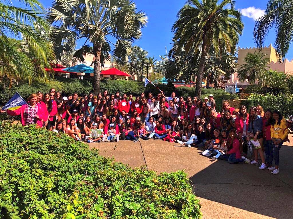 Las quinceañeras 2018 de Viajes Gloria Méndez en Busch Gardens